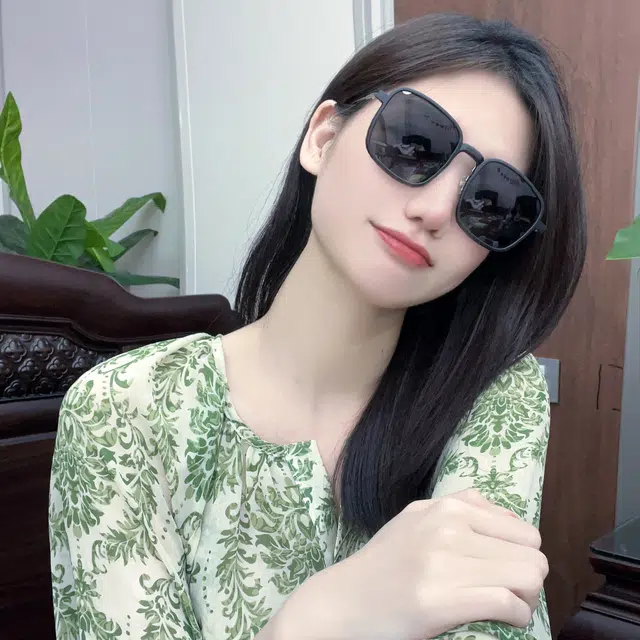 【联系客服可配度数】 佐川 一镜多用随心换磁吸防蓝光眼镜 时尚方框眼镜 平光可配近视度数 钛合金 方形 光学镜架 男女同款情侣款