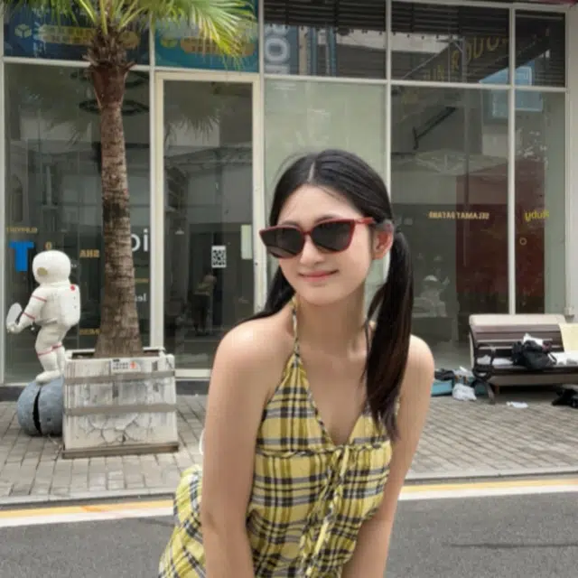佐川 时尚方框遮脸显脸小遮阳防晒防紫外线 高清偏光 太阳眼镜 男女同款情侣款