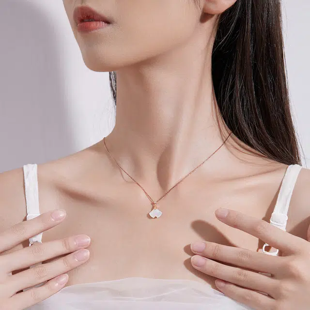 ins 18K