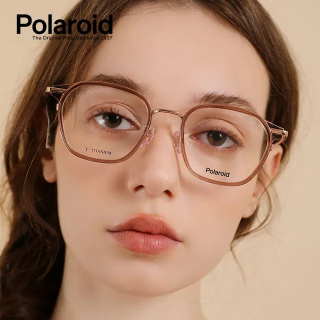 Polaroid