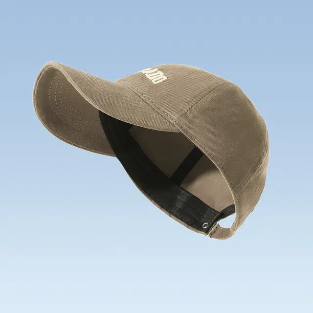 俞兆林 秋季新款卡其色硬顶百搭复古字母刺绣棒球帽遮阳骑行吹不翻大帽檐显脸小修饰脸型透气 轻薄款 鸭舌帽 男女同款情侣款