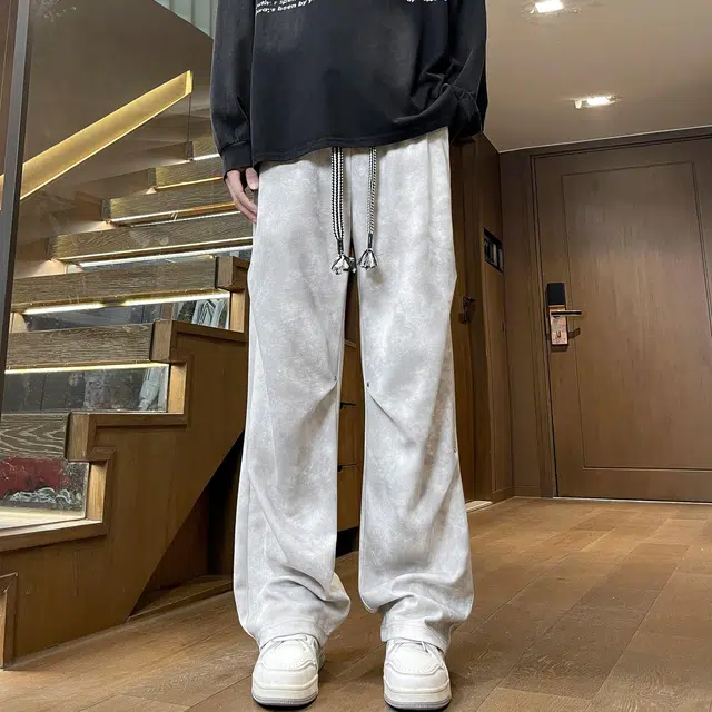 DW Casual