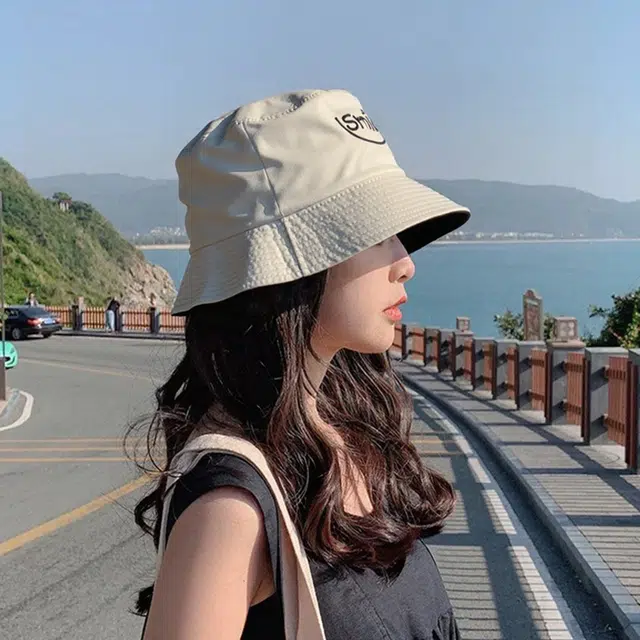 蔻斯琦 可爱笑脸帽子 一款双戴 简约百搭遮阳大头围显脸小 聚酯纤维 渔夫帽 男女同款情侣款