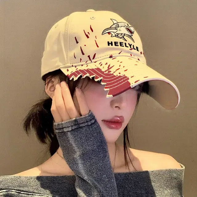 蔻斯琦 潮酷脆脆鲨鲨鱼咬一口个性创意帽子 出街遮阳神器 嘻哈黑泡泡街头风刺绣时尚潮流大帽檐显脸小 棉 鸭舌帽 男女同款情侣款
