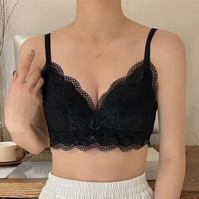 芬腾 蕾丝小胸聚拢显大无钢圈收副乳上托防下垂一体式固定文胸 女款