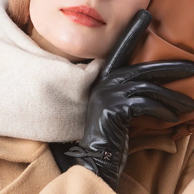 PIERRE CARDIN )
