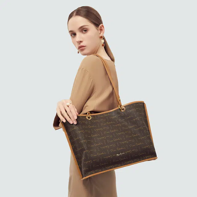 PIERRE CARDIN PVC
