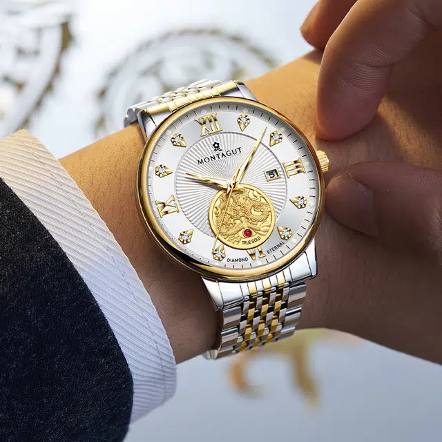 梦特娇 双龙戏珠系列 时尚上班族通勤商务百搭日期显示高级腕表罗马数字 自动机械机芯 精钢表带 国表 男表 白色表盘 学生党运动防水夜光