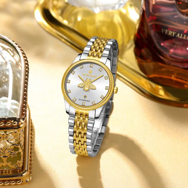 梦特娇 时尚简约气质百搭 石英机芯 精钢表带 国表 女表 金色表盘 夜光防水