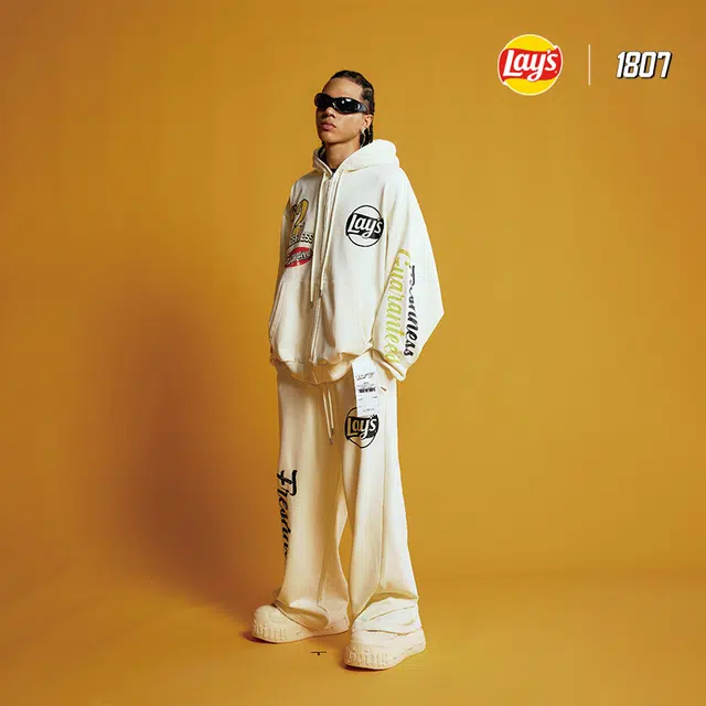 1807