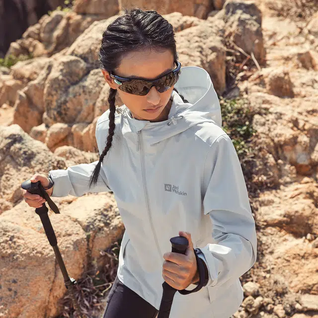 Jack Wolfskin PEAK BASICLogo