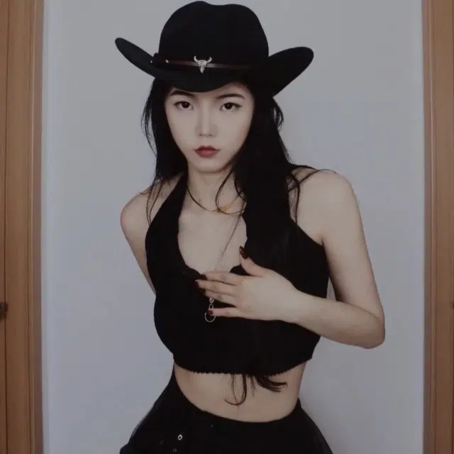 JW