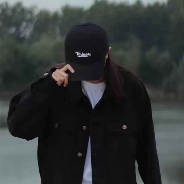 JW
