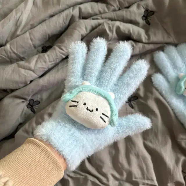 JW