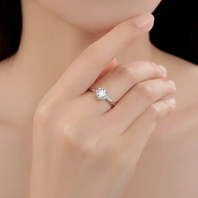 S925