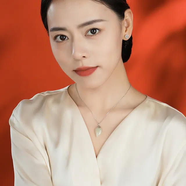 银意坊 金枝玉叶 新中式国潮风 小众设计 可调节 和田玉 吊坠 女款 青白玉 礼盒