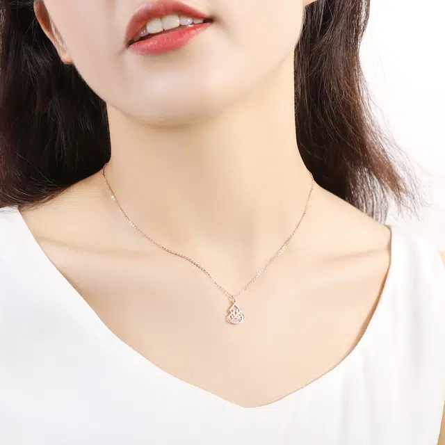 S925