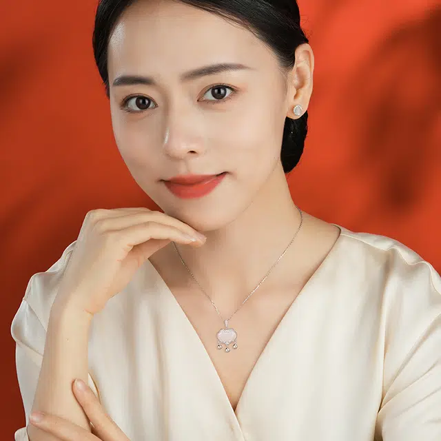 S925
