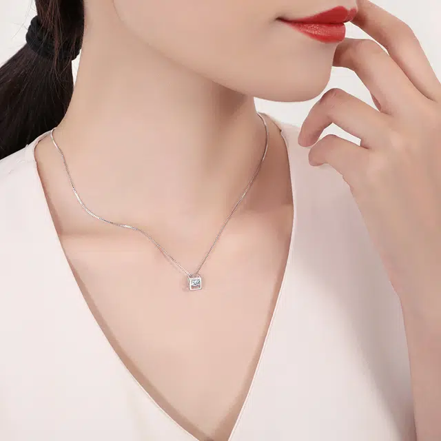 S925