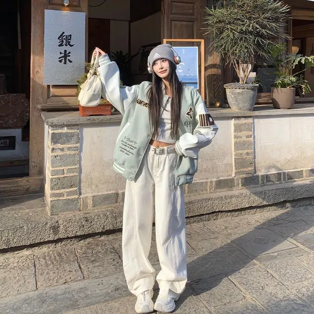 JIMI&JONS Embroidered Baseball Jacket