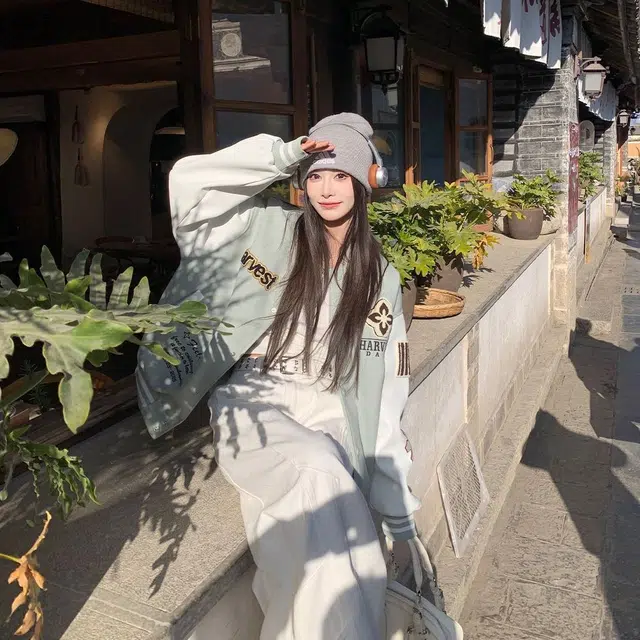 JIMI&JONS Embroidered Baseball Jacket