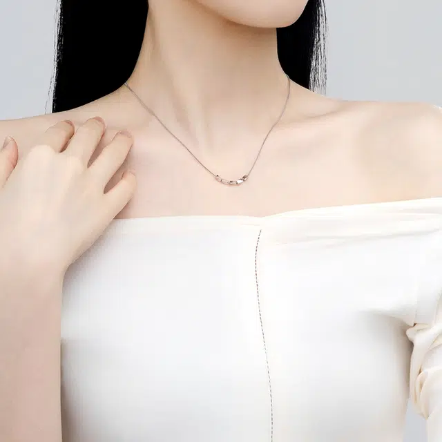 S925