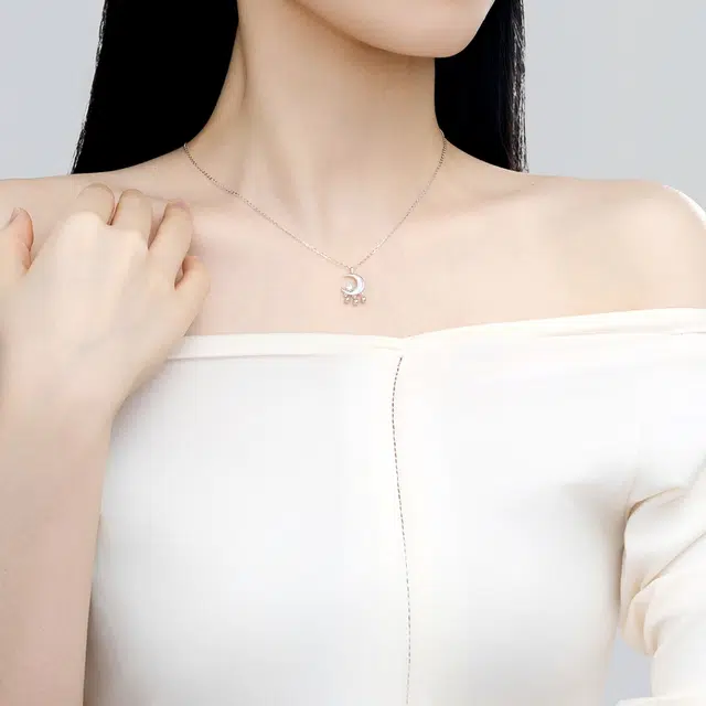 S925