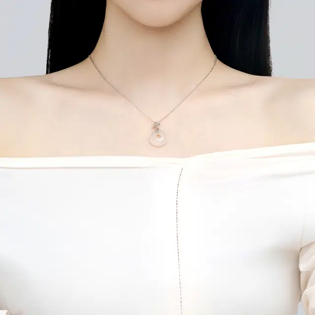 行金银中 银杏叶平安扣挂坠 小众森系清冷高级感设计 极简百搭高贵显气质 优雅福气#好运 玉髓 项链 女款