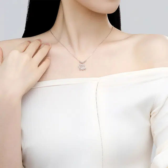 S925