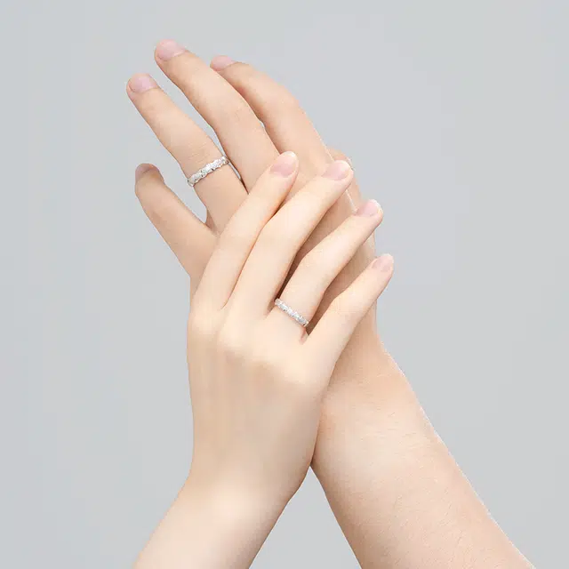 S925