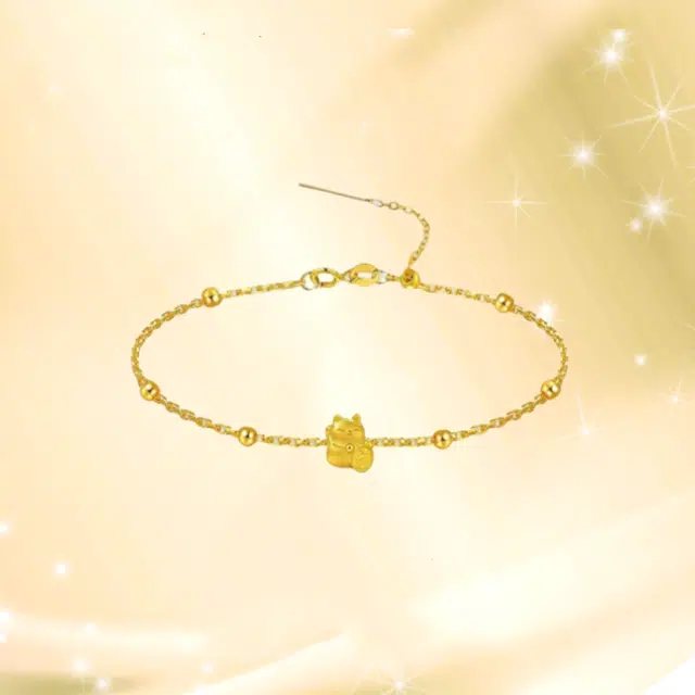 999