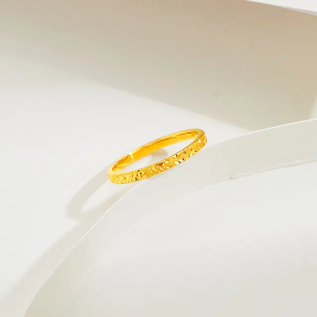金至福 轻奢风高级感亮闪碎碎冰纪念日抛光 足金 一口价 黄金戒指 女款