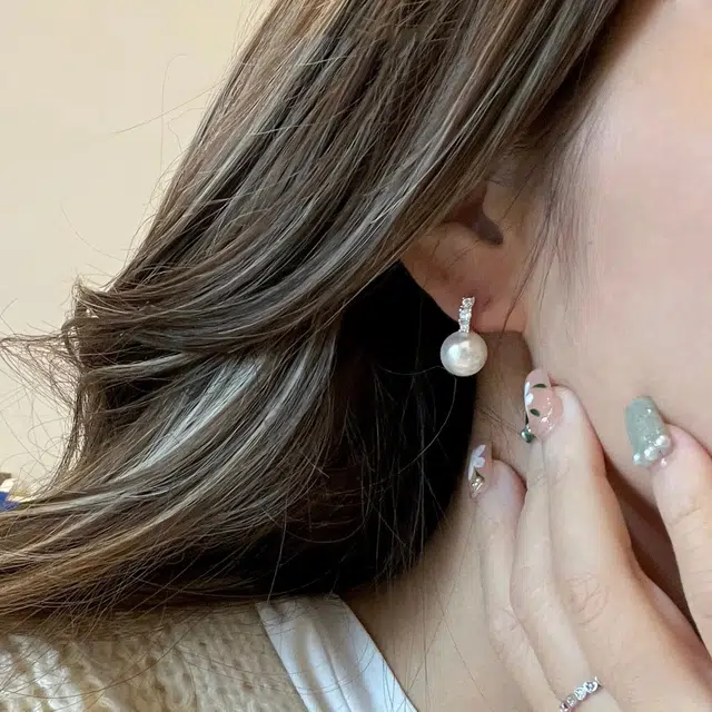 S925