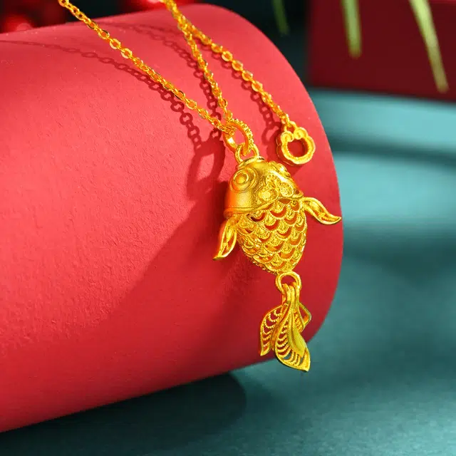 金至福 金丝锦鲤 吉祥如意好运锦鲤 镂空小金鱼逐浪金鳞年年有余 新中式简约大气优雅 祥云尾链锁骨链 足金 按克计价 黄金项链 女款