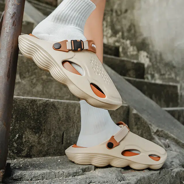 PLAY COBBLER EVA
