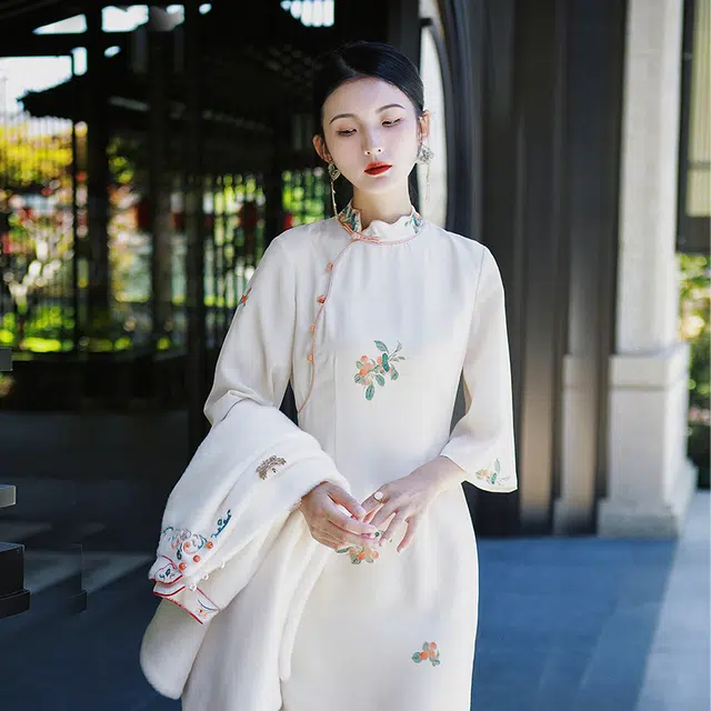 槿爷东方 国画枇杷印花七分袖侧领中长款旗袍 女款 浅杏色