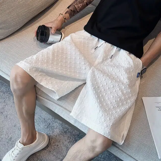 ZMHT ins