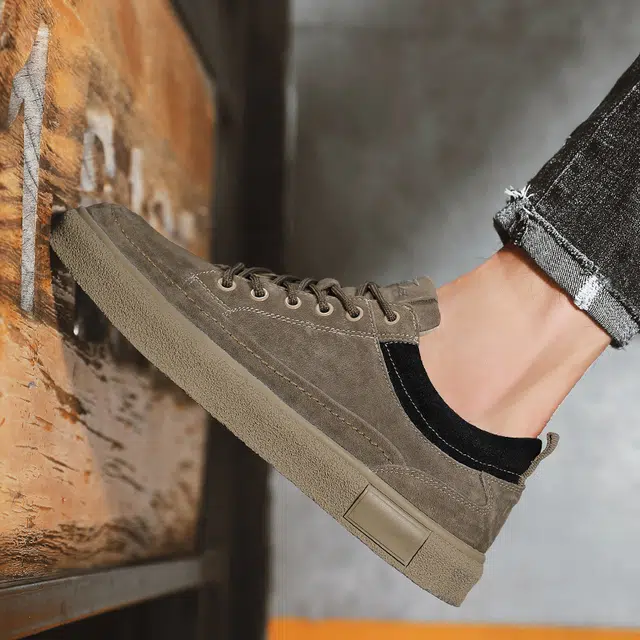 袋鼠头 猪皮 防滑鞋底有效提升稳定性 耐磨 低帮 板鞋 男女同款 褐色