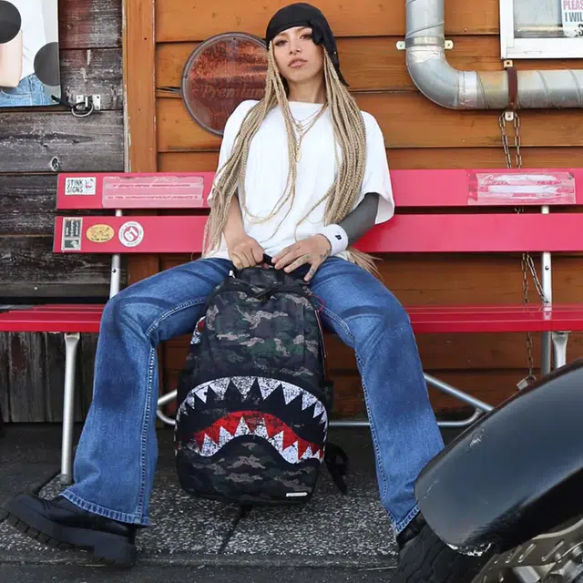 SPRAYGROUND sgLogo