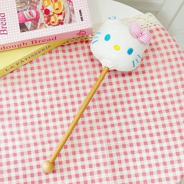 LFashion Life x Sanrio Hello Kitty