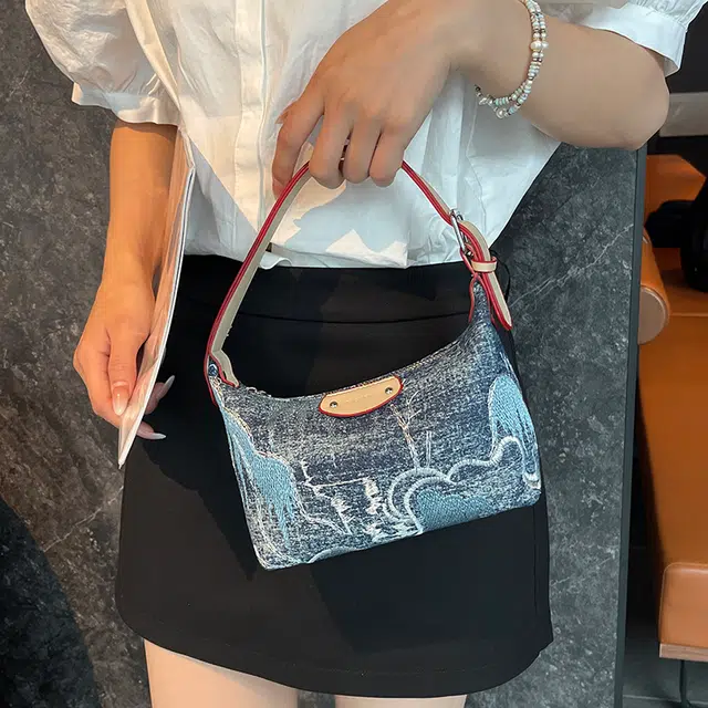 奕旅 超火小众包包女百搭斜挎包时尚小拎包女包 牛仔布 单肩包 常规 女款 牛仔蓝