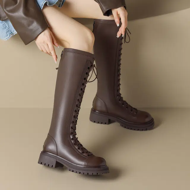 ZHR High Boots Black