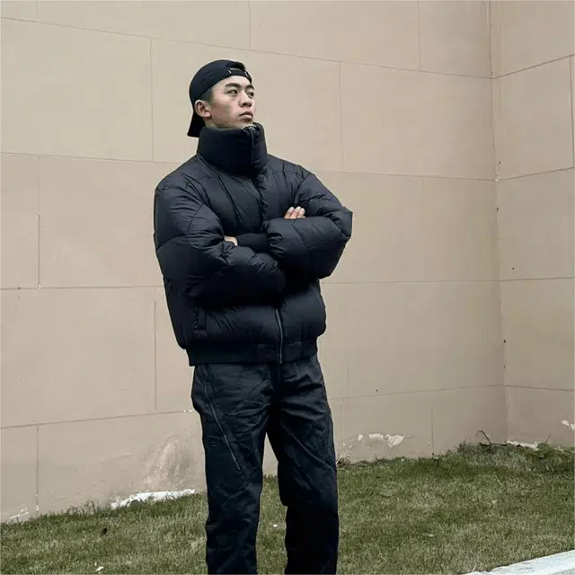 MARTHENAUT cleanfitbomber