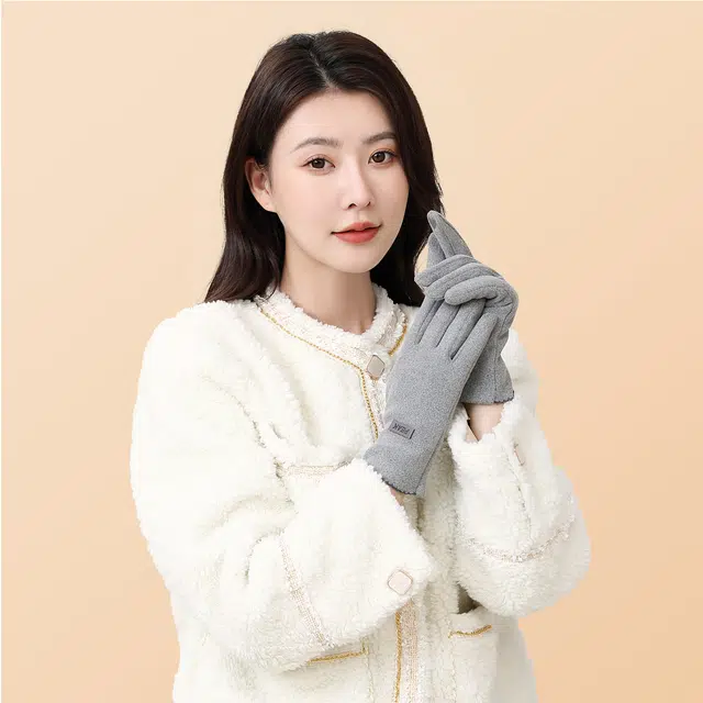 匹克 轻薄柔软可触屏防泼水 保暖御寒耐磨防滑 多色 绒线手套 女款