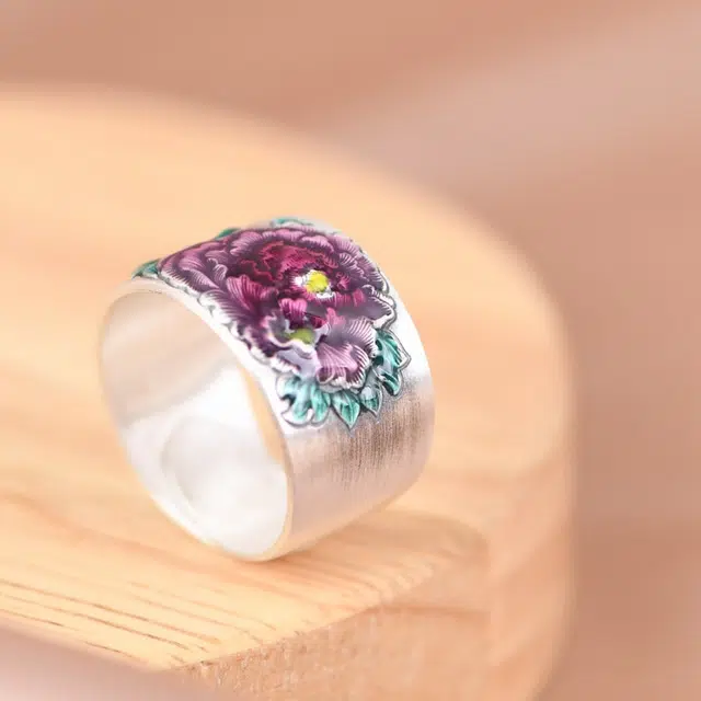 金鹿王 宽版磨砂景泰蓝牡丹花复古戒可调节指环 足银 戒指 女款