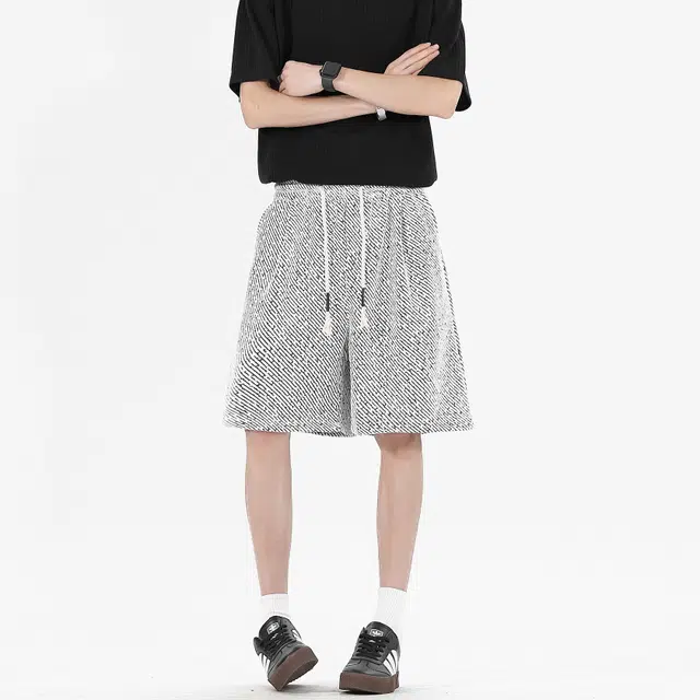 明尼凯 美式复古高街基础款个性针织条纹设计潮流百搭小香风粗花毛呢五分裤潮牌痞帅宽松直筒运动休闲短裤 男女同款