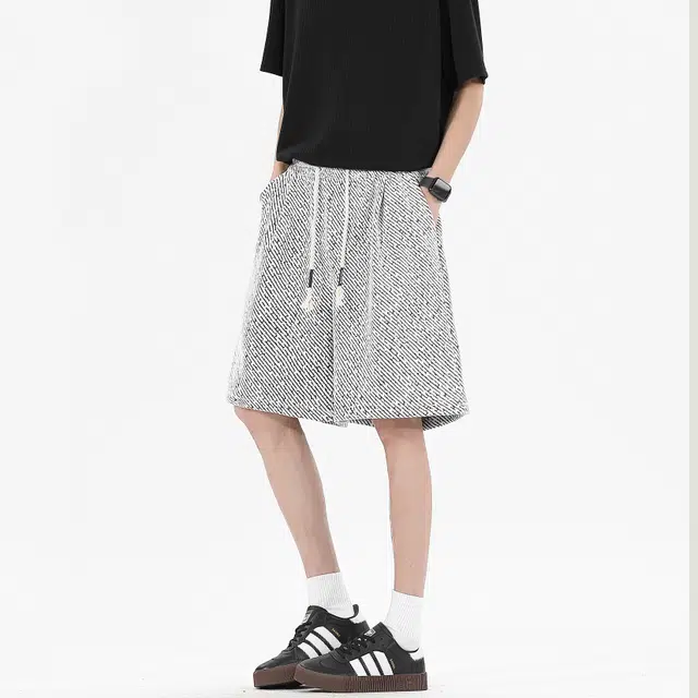 明尼凯 美式复古高街基础款个性针织条纹设计潮流百搭小香风粗花毛呢五分裤潮牌痞帅宽松直筒运动休闲短裤 男女同款