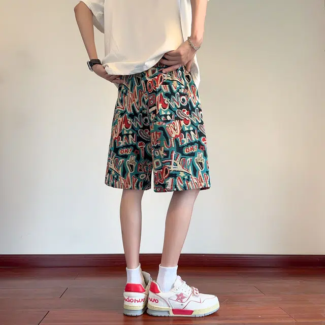 明尼凯  美式复古高街手绘字母提花个性设计重磅宽松新中式国风时尚潮牌基础款舒适透气百搭简约日常度假风沙滩五分休闲短裤  男女同款