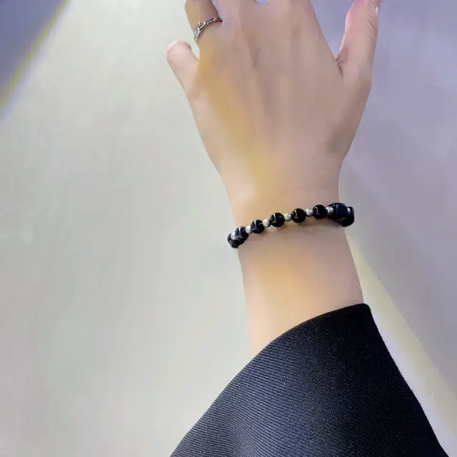 N