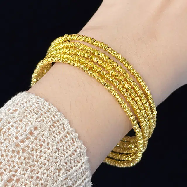 戴时光 戴来美好【满天星】 爆闪星光珠叠戴新中式精致高级感蹦迪小金珠 时尚百搭气质显白超仙 代写贺卡 精美礼盒 铜合金 手镯 女款